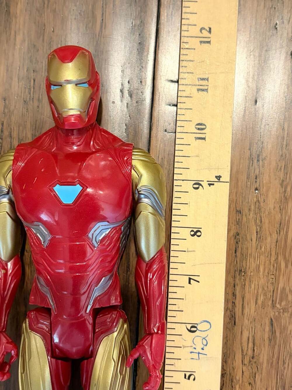 Hasbro Marvel Avengers Iron Man Action Figure 12 Inch